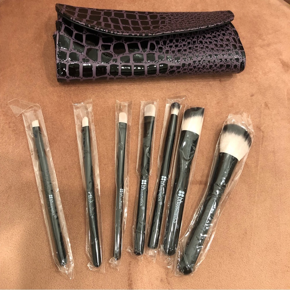 BH cosmetics makeup brush set